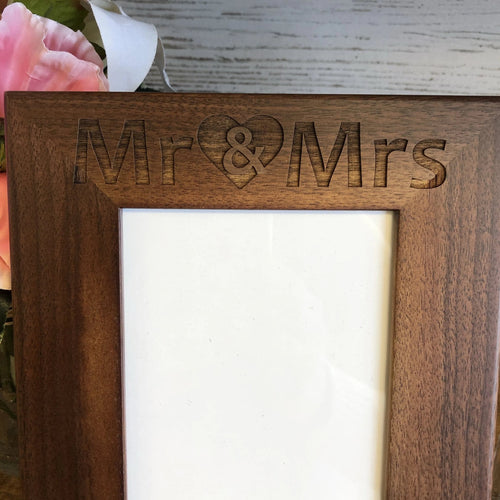 Wedding Photo Frame Personalized. Mr and Mrs Picture Frame. - C & A Engraving and Gifts